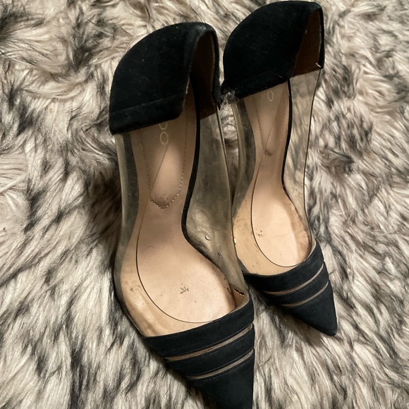 Also heels - Picture 3 of 3